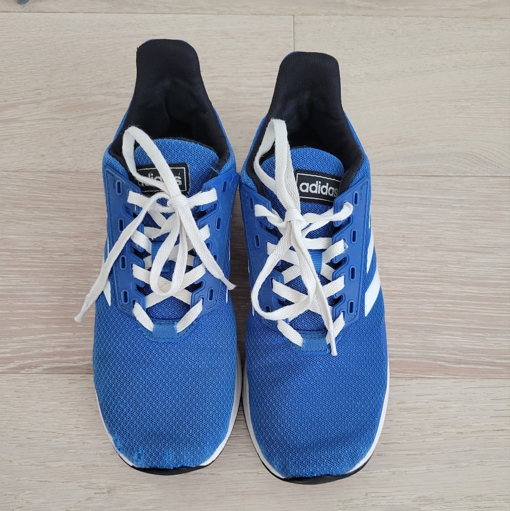 Shoes - Picture 2 of 9